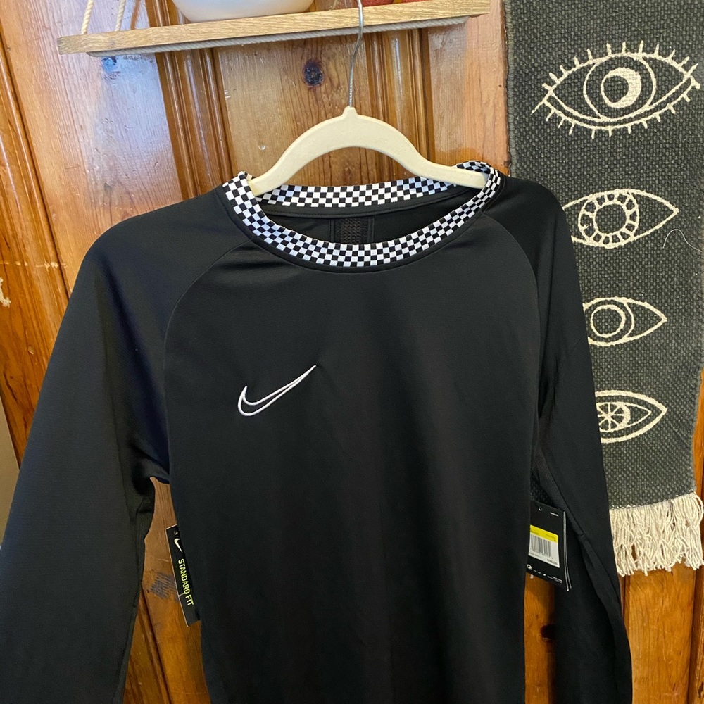 Nike long sleeve